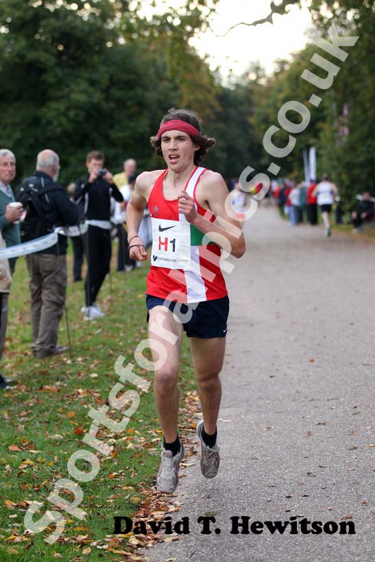 Joe Morwood (Aldershot Farnham & District) finishing 4th in the mens ERRA National Road Relays.
